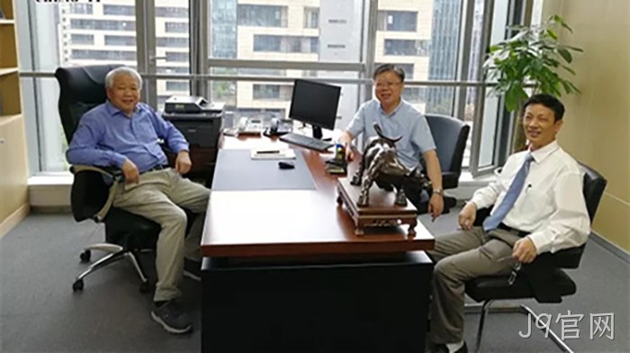丁健院士▪▪一行参观〓J9官网⊙办公区